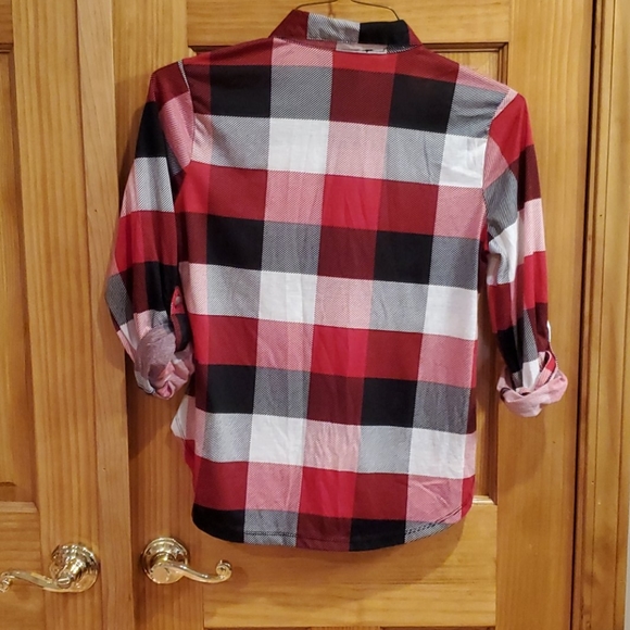 Red checkered button up top - Picture 2 of 7